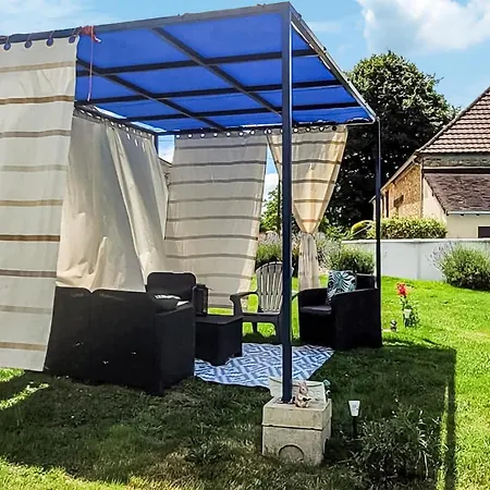 Casa vacanze Gorgeous In Saint-priest-les-fouge Le Bourdoux