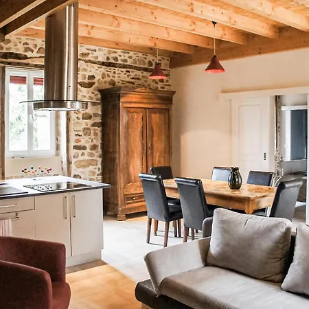 Casa vacanze Gorgeous In Saint-priest-les-fouge Le Bourdoux
