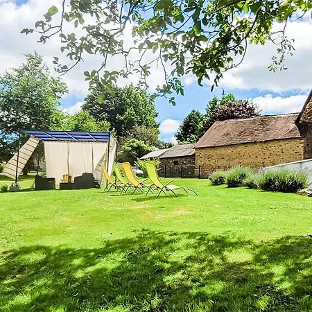 Casa vacanze Gorgeous In Saint-priest-les-fouge Le Bourdoux