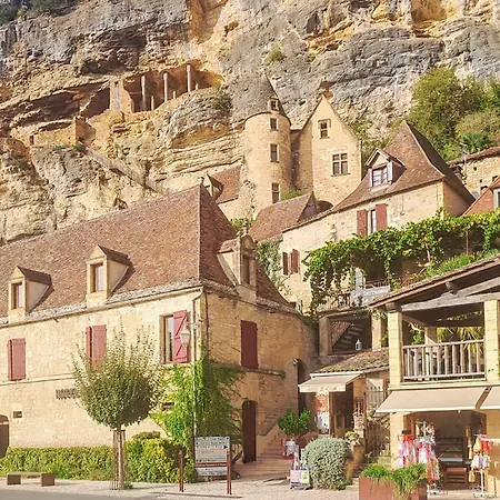 Gorgeous In Saint-priest-les-fouge * Le Bourdoux